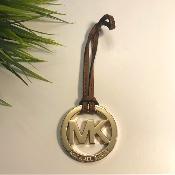 MICHAEL KORS Leather Loop Strap Bag Charm HangTag Keychain - Picture 2 of 5